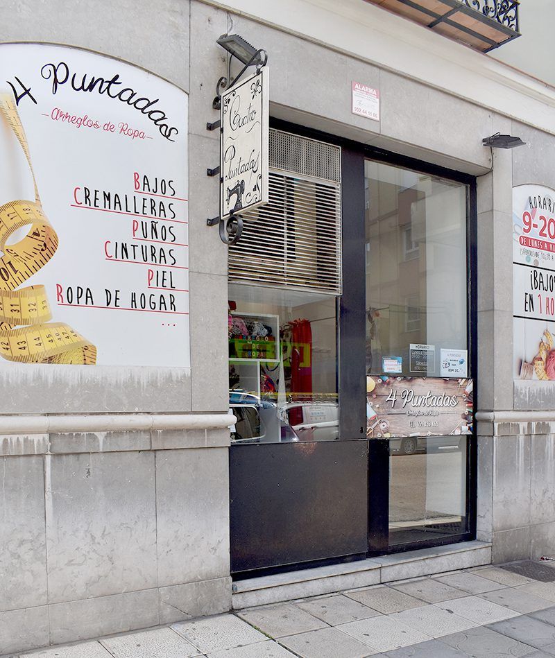 Fachada exterior de Cuatro Puntadas
